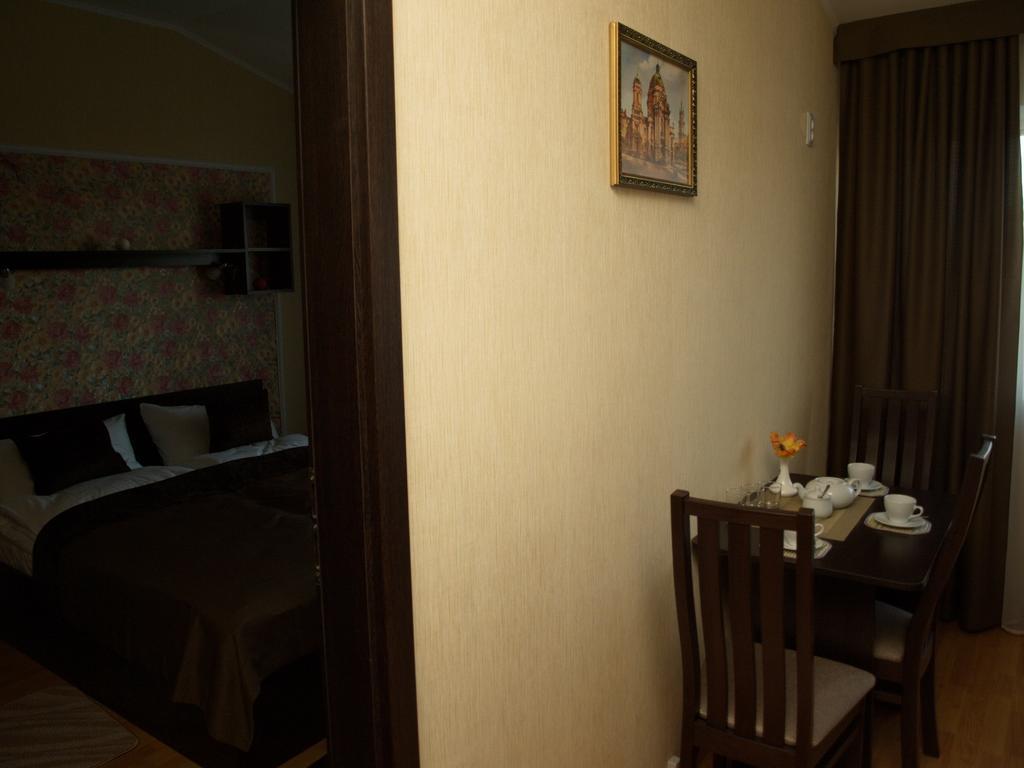 Leon Hotel Lviv Eksteriør billede